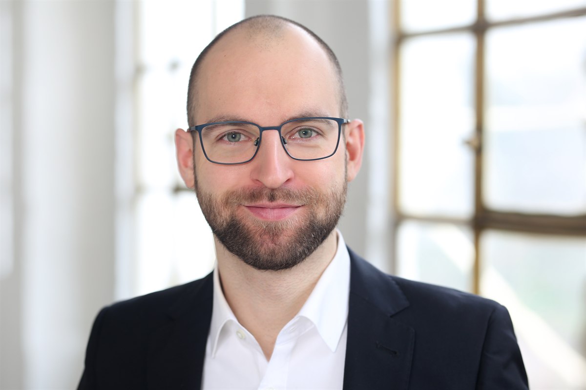 Porträt von Adrian Skibicki, Gründer und Geschäftsführer der Skibi IT GmbH